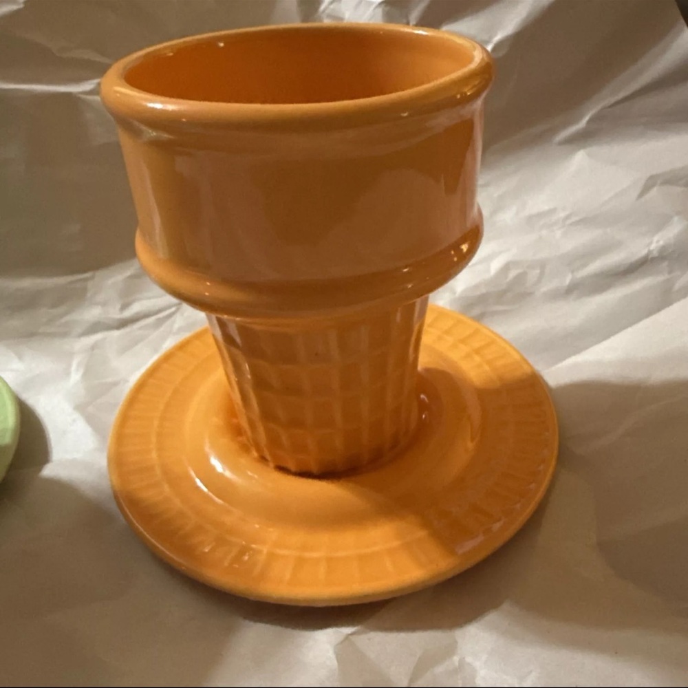 (Sale $10) The Monkey & the Peddler Ceramic Ice Cream Cone Cups and Saucers